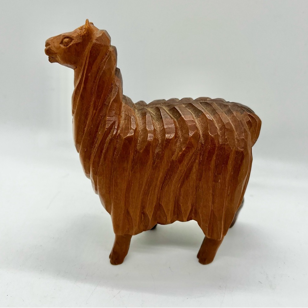 Wooden Llama Sculpture Home Tabletop Shelf Decor - Picture 3 of 7